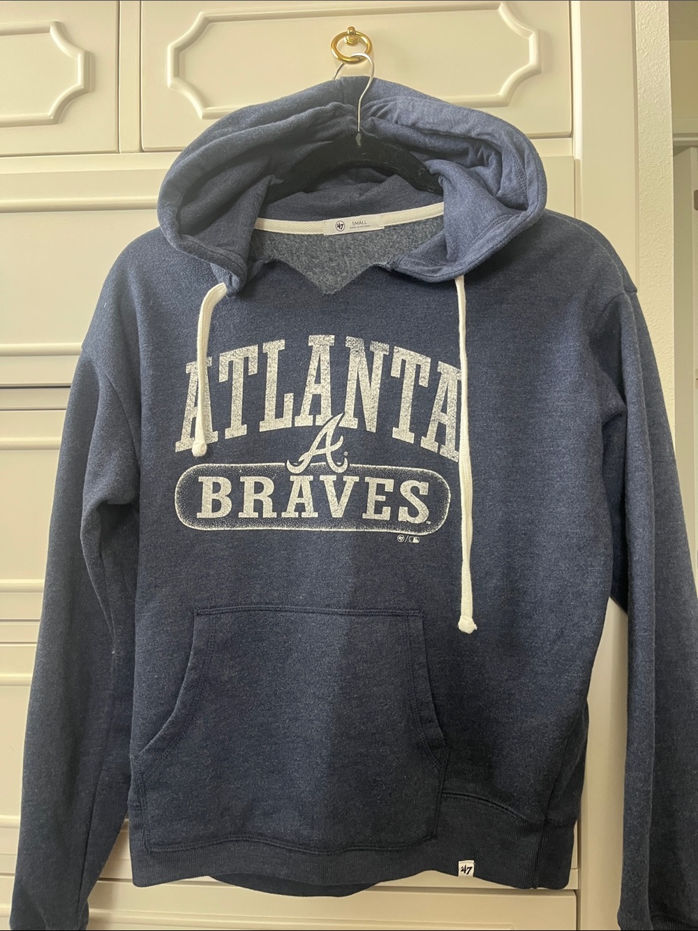 Atlanta Braves Women's Navy Pullover Hoodie